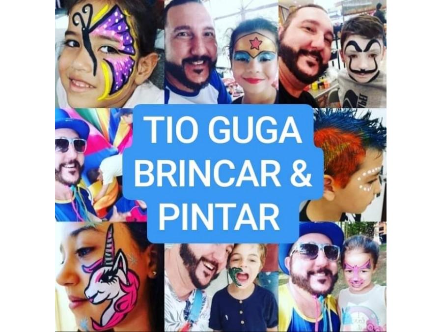 Tio Guga brincar e pintar recreação infantil